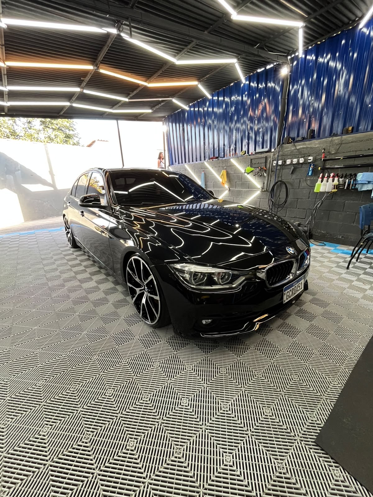 BMW 320i — Estúdio Polimax
